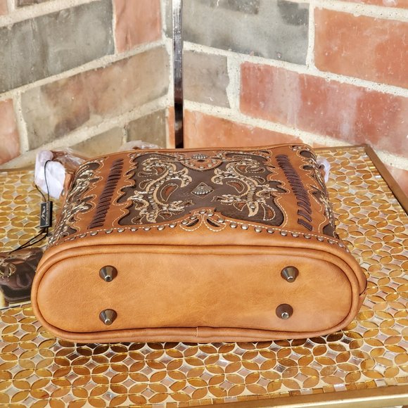 Montana West Brown Concho Crossbody NWT - Picture 6 of 7